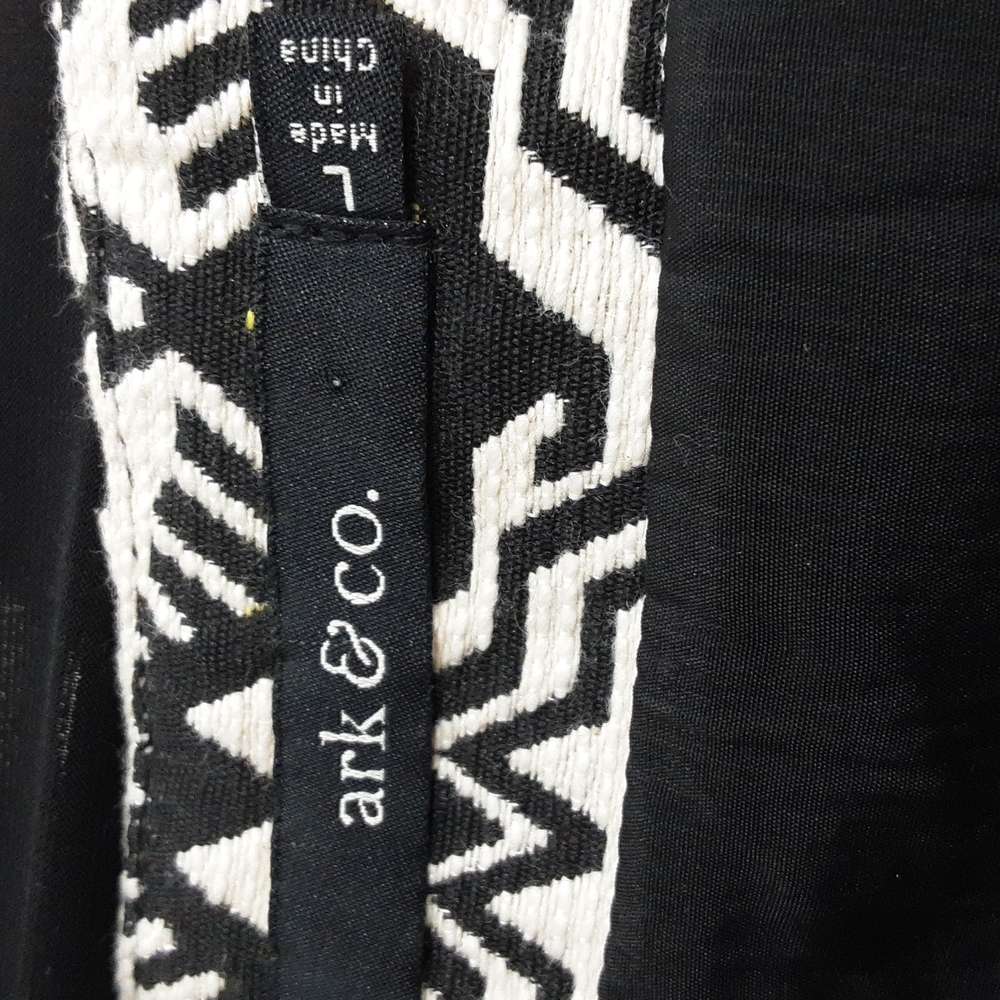 Ark & Co, 0202, Green, creme, woven, black mini skirt, Sz L - Picture 7 of 7